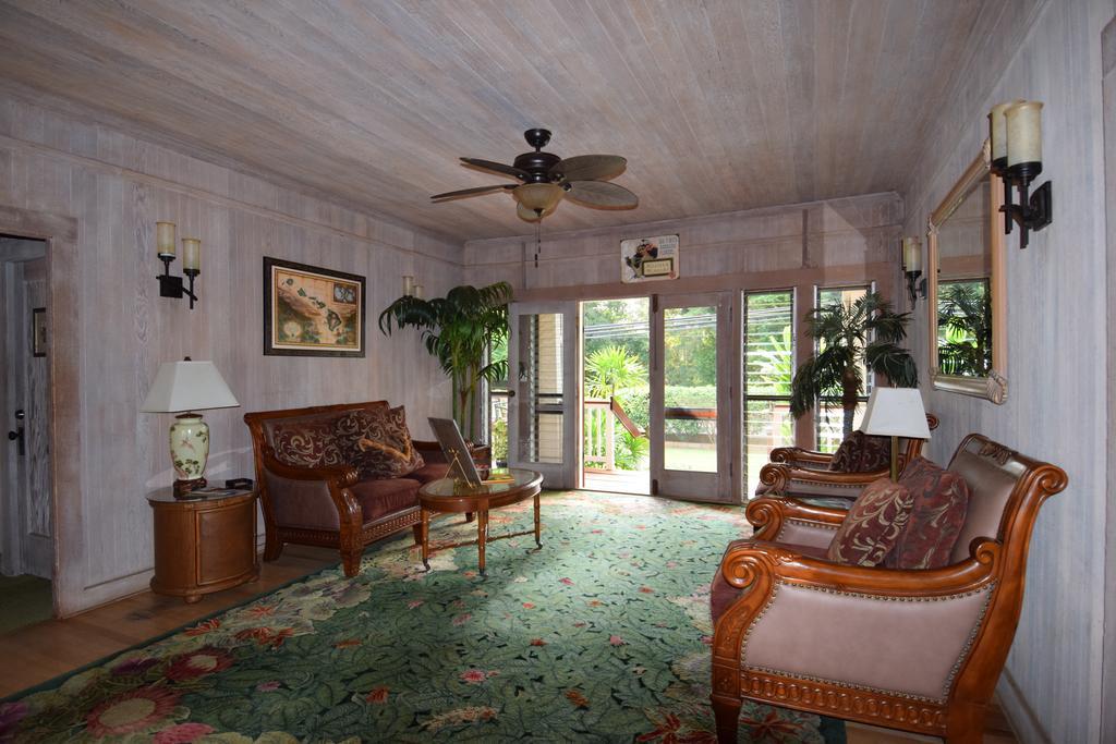 Poipu Bed And Breakfast Inn Koloa Exterior foto