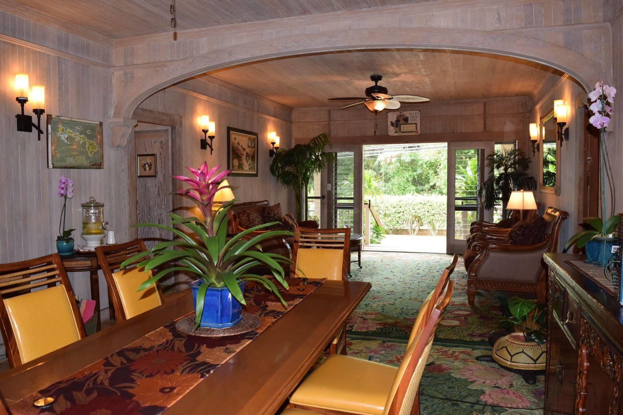 Poipu Bed And Breakfast Inn Koloa Exterior foto