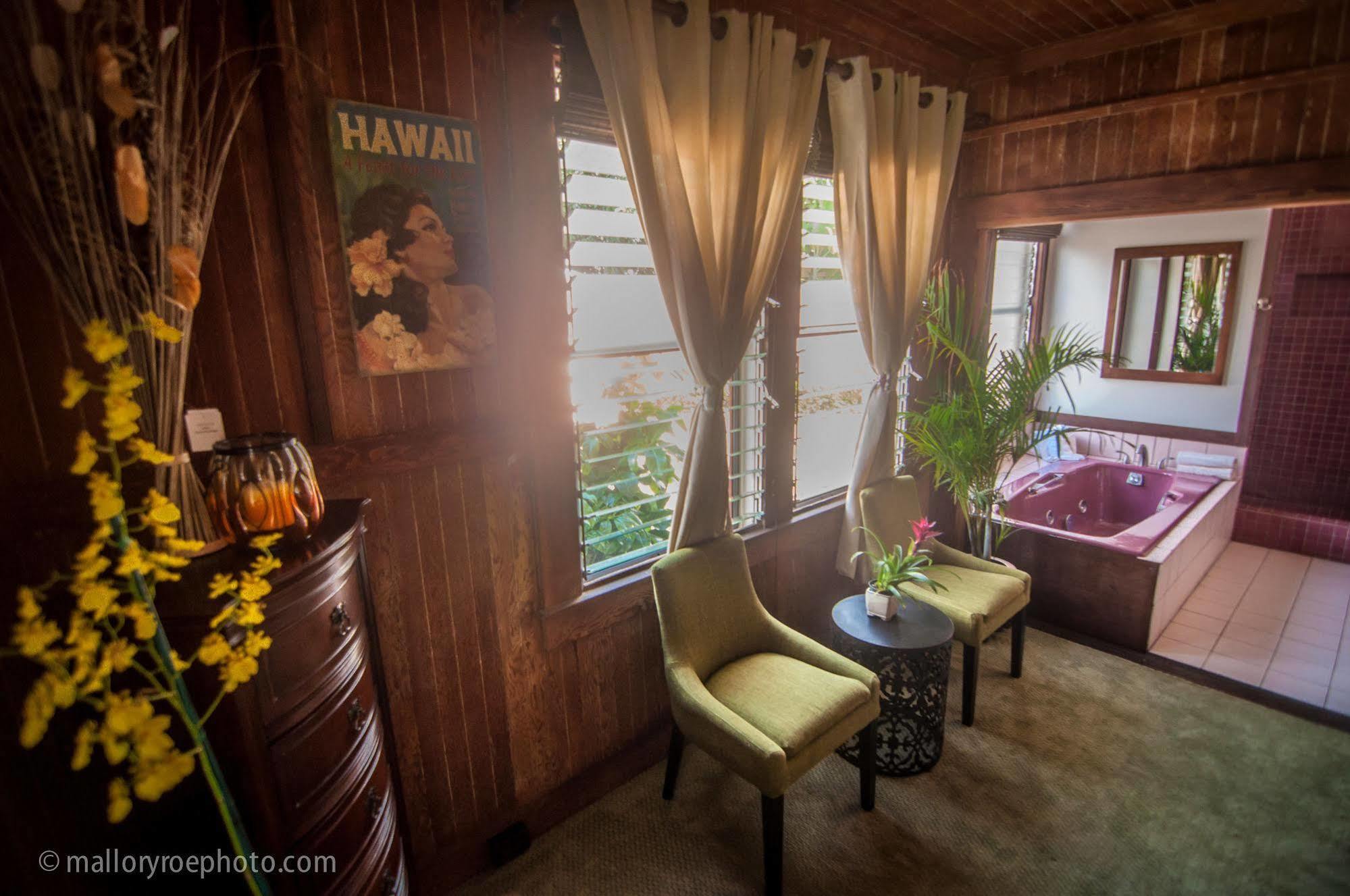 Poipu Bed And Breakfast Inn Koloa Exterior foto