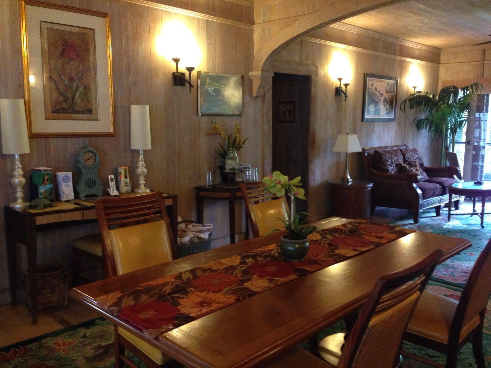 Poipu Bed And Breakfast Inn Koloa Exterior foto