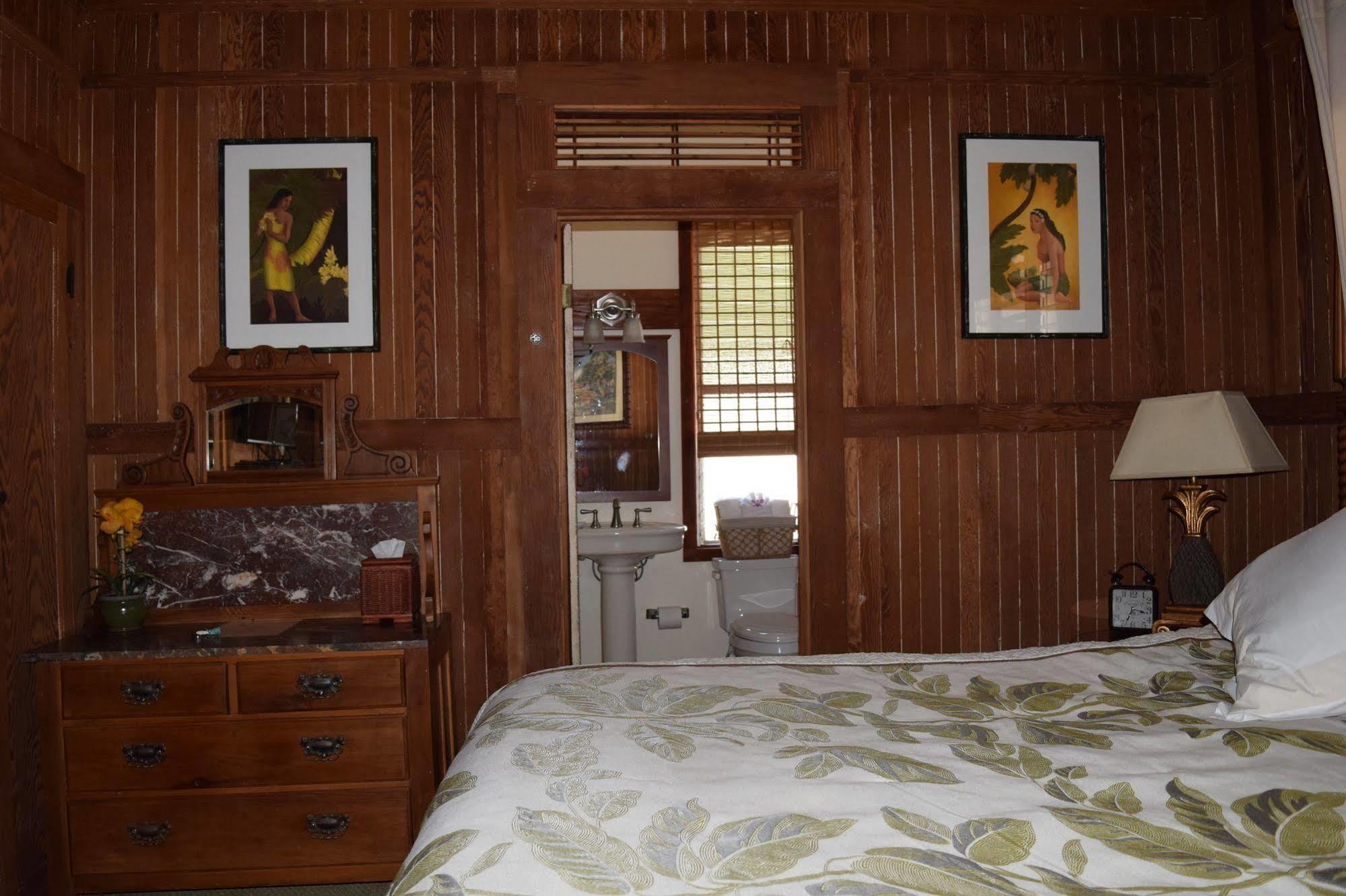 Poipu Bed And Breakfast Inn Koloa Exterior foto